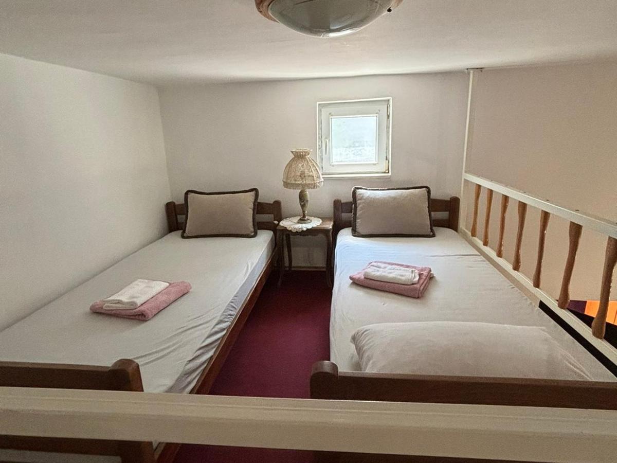 Apartment M Mostar Bagian luar foto